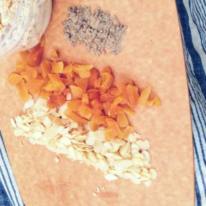 apricot and almond oatmeal